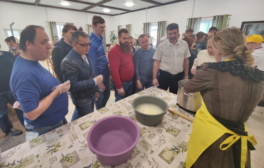 Мастер-класс по сыроварению Мастер-класс по сыроварению